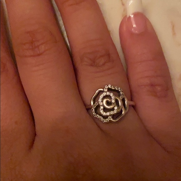 ❌SOLD❌Pandora Rose Ring - Picture 2 of 3